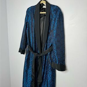 Julius Lewis coat size medium